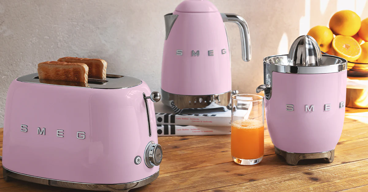 SMEG 2-Slice Electric Toaster (Pink) - Image 4
