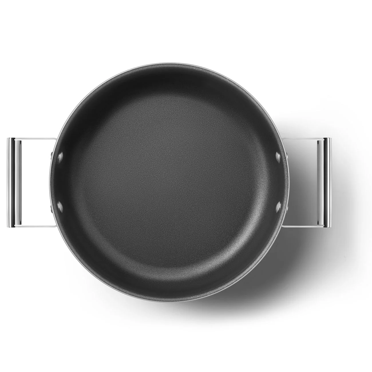 SMEG Deep Skillet with Lid 30cm (Cream) - Image 5