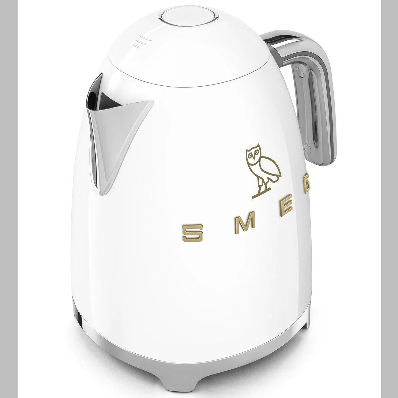 SMEG x OVO Electric Kettle 1.7L Fixed Temperature (White with Gold) - Image 4