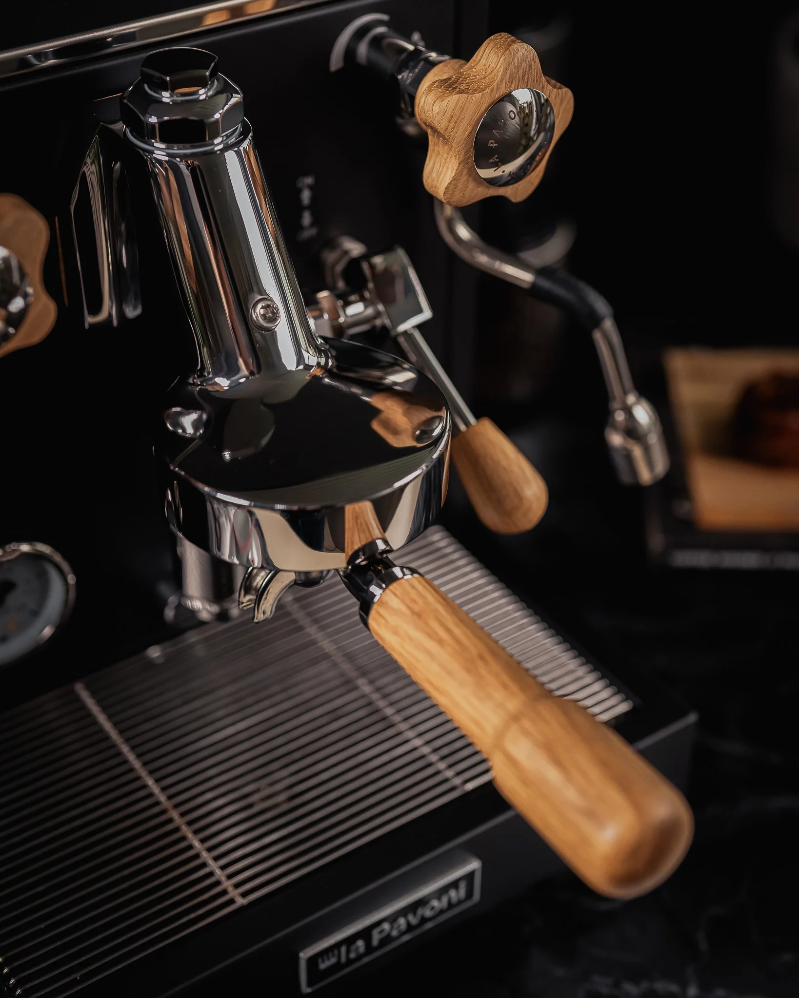 La Pavoni Cellini Classic Nera Semi-Pro Espresso Machine (Matte Black) - Image 23