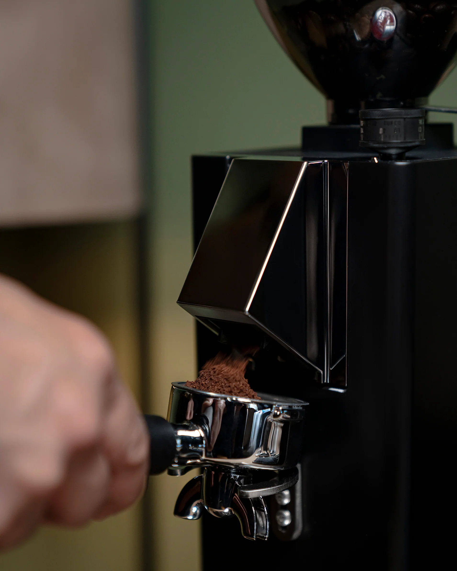 La Pavoni Kube Mill Coffee Grinder (Matte Black) - Image 12