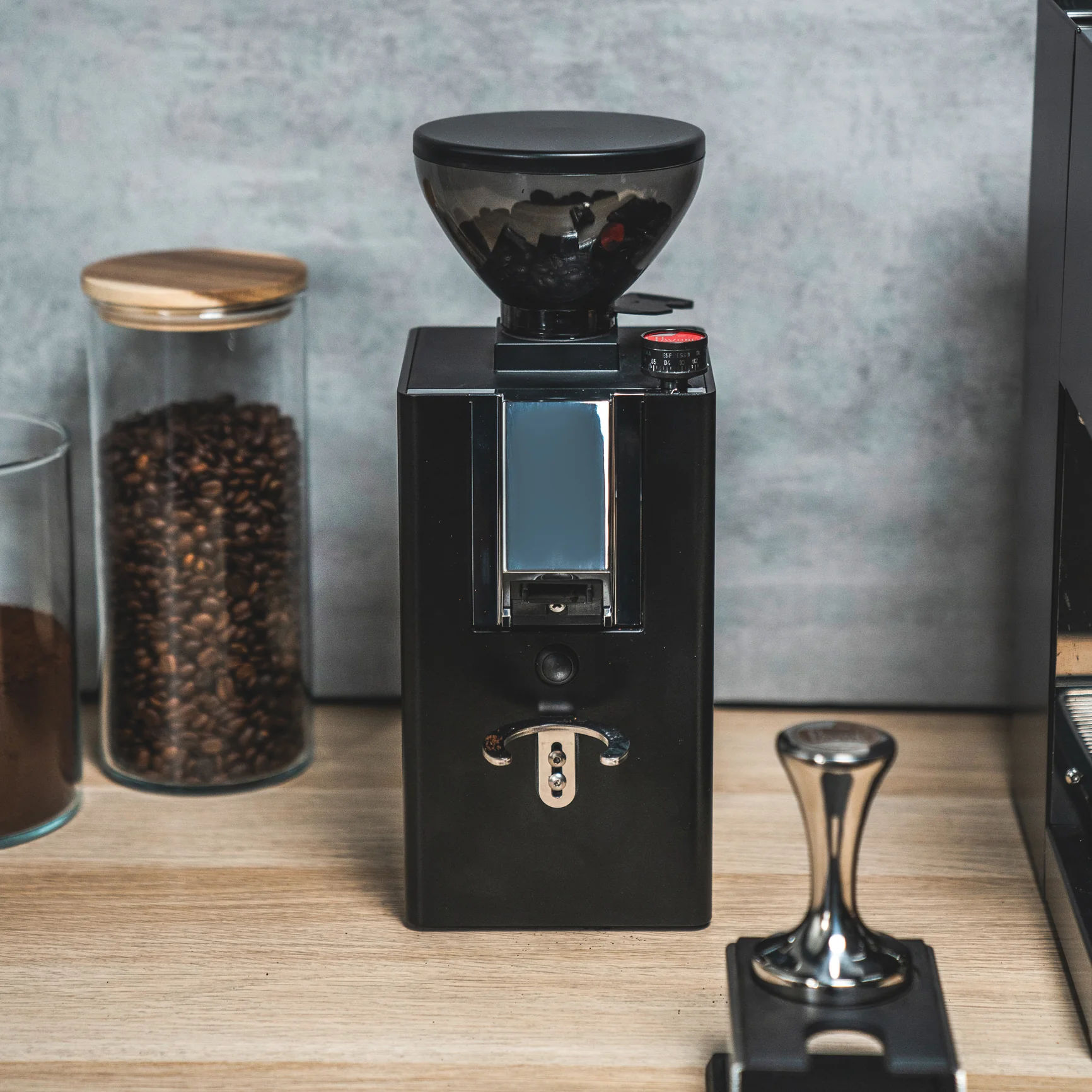 La Pavoni Kube Mill Coffee Grinder (Matte Black) - Image 4