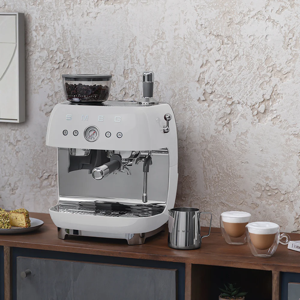 SMEG Manual Espresso Coffee Machine with Grinder (White) - Image 13